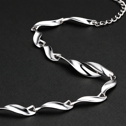 UNERU BRACELET ディテール 補正版